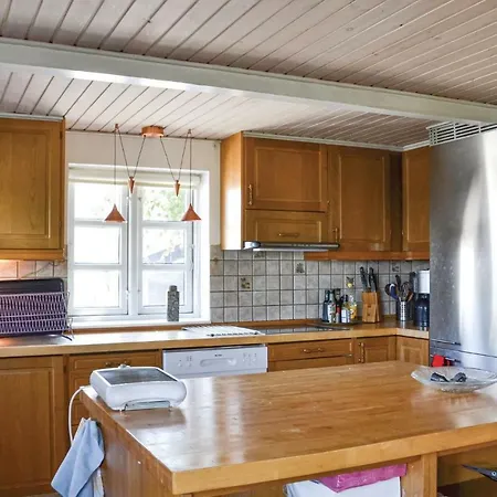 Feriehus Awesome In W/ Wifi And 3 Bedrooms Strøby Ladeplads