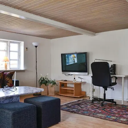 Awesome In W/ Wifi And 3 Bedrooms Feriehus