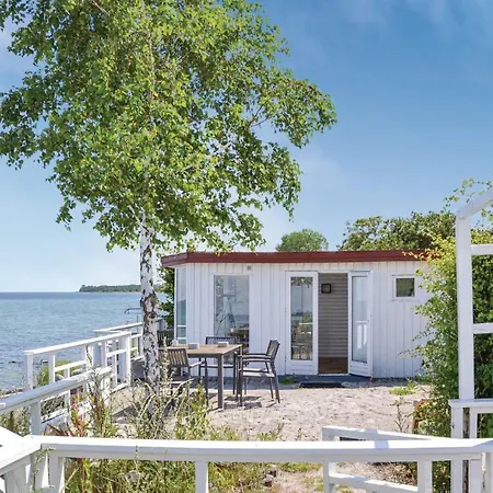 Awesome In W/ Wifi And 3 Bedrooms * Strøby Ladeplads
