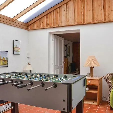Awesome In W/ Wifi And 3 Bedrooms * Strøby Ladeplads